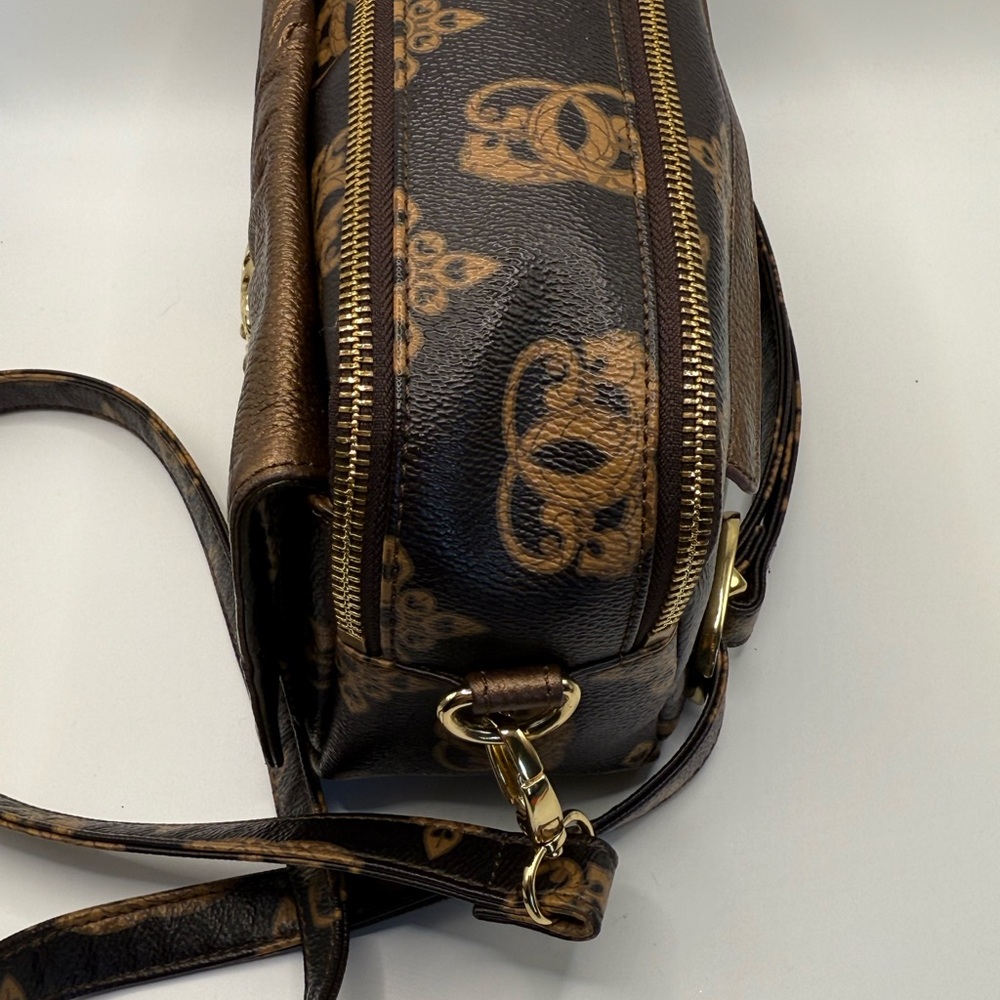 SharifSharif Rare Brown Metallic Jaguar Crossbody LIKE NEW - Picture 9 of 16